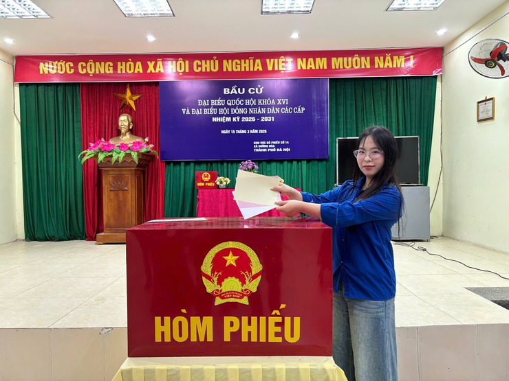 Tuổi trẻ xã Dương Hoà phát huy tinh thần trách nhiệm, tích cực hỗ trợ công tác bầu cử trên địa bàn- Ảnh 8.
