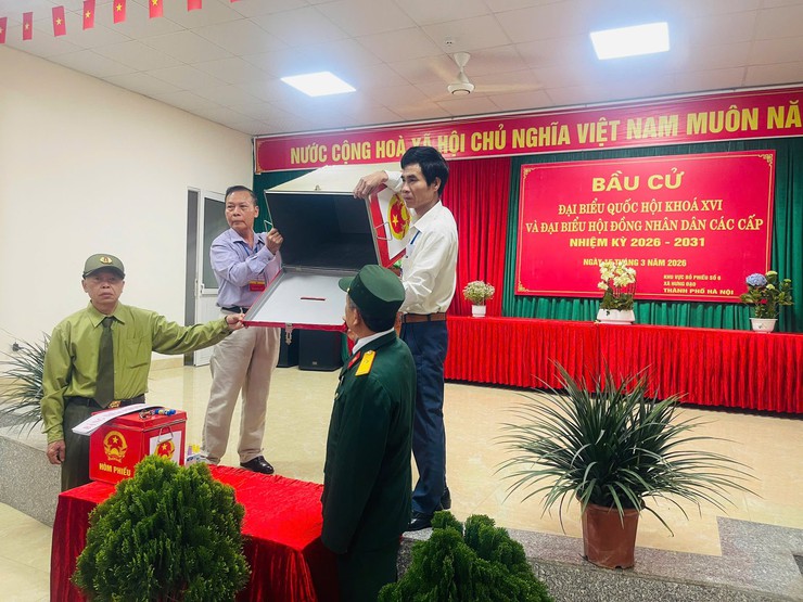 Xã Hưng Đạo hoàn thành bầu cử với 100% cử tri tham gia bỏ phiếu- Ảnh 1.