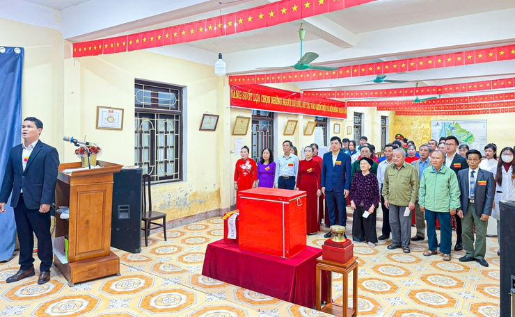 Đồng chí Phó Bí thư Đảng ủy, Chủ tịch UBND xã Quốc Oai dự khai mạc bầu cử đại biểu Quốc hội khóa XVI và đại biểu HĐND các cấp nhiệm kỳ 2026–2031- Ảnh 9.