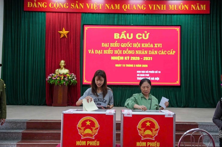 Lá phiếu - niềm tin và khát vọng dựng xây quê hương, đất nước- Ảnh 9.