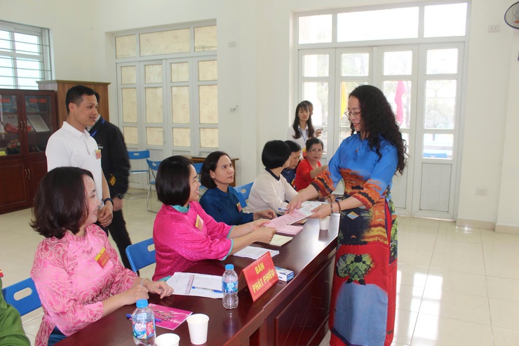 25/25 khu vực bầu cử phường Phú Lương khai mạc Ngày hội toàn dân đi bầu cử- Ảnh 14.