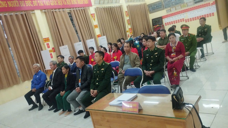 Cử tri thôn Xuân Trung, Xuân Long, Xuân Sen, Xuân Linh phấn khởi tham gia ngày hội toàn dân- Ảnh 10.