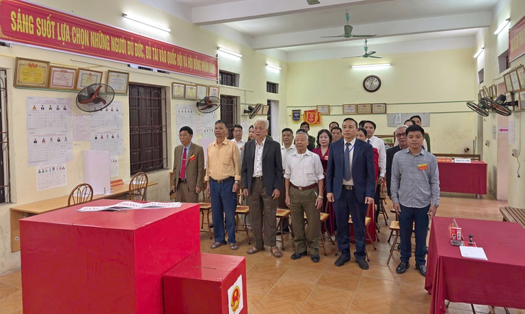 PHƯỜNG SƠN TÂY NÔ NỨC TRONG NGÀY HỘI BẦU CỬ- Ảnh 9.