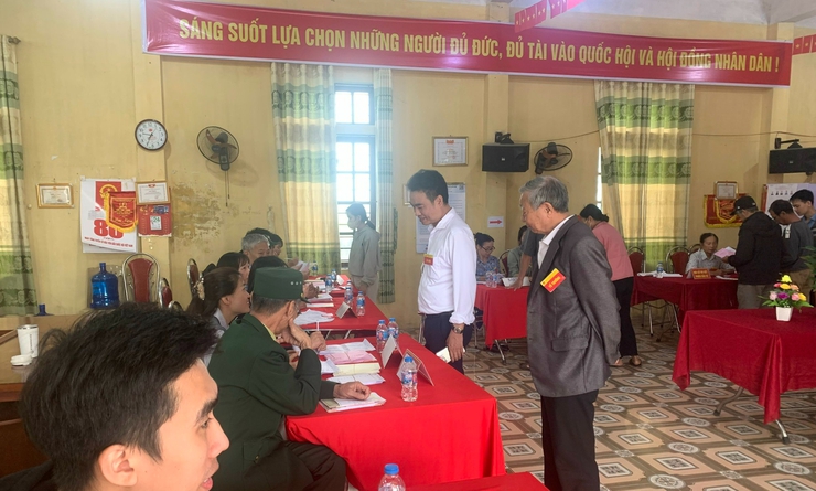 CỬ TRI XÃ ỨNG HÒA PHẤN KHỞI THAM GIA BẦU CỬ- Ảnh 8.