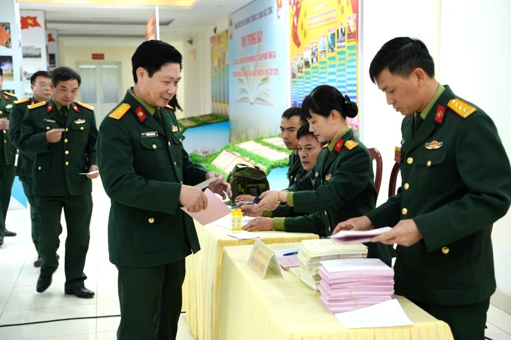 Xã Trần Phú: 7 đơn vị bầu cử đạt tỷ lệ 100% cử tri tham gia bỏ phiếu- Ảnh 2.