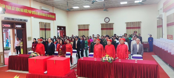 Sôi nổi Ngày hội bầu cử đại biểu Quốc hội và HĐND các cấp.- Ảnh 1.