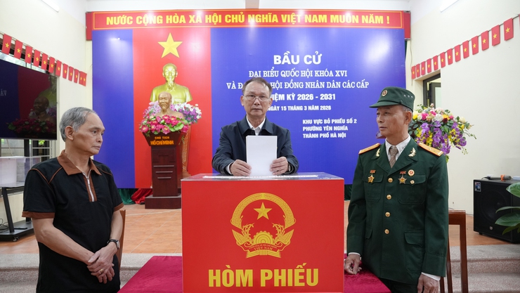 Rộn ràng ngày hội non sông trên địa bàn phường Yên Nghĩa- Ảnh 4.