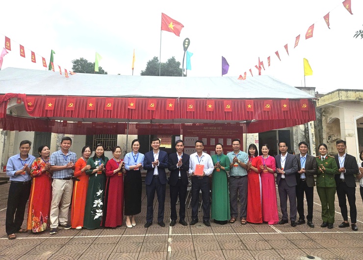 Đến 14 giờ 30 ngày 15/3, Đoài Phương đạt  87,5% cử tri tham gia bầu cử- Ảnh 3.