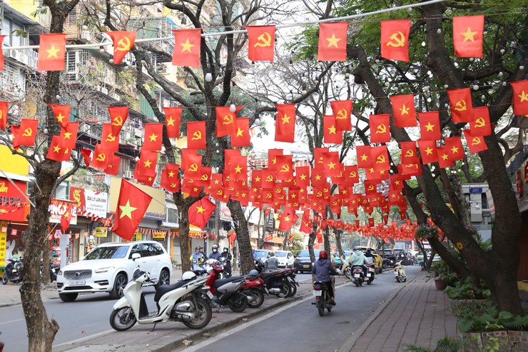 Giảng Võ rực rỡ sắc cờ trong Ngày hội của toàn dân- Ảnh 5.