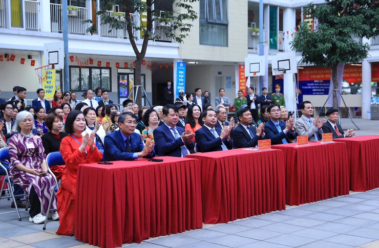 Phường Giảng Võ: Đồng loạt khai mạc bầu cử đại biểu Quốc hội và đại biểu HĐND các cấp nhiệm kỳ 2026-2031 tại 25 khu vực bỏ phiếu- Ảnh 1.