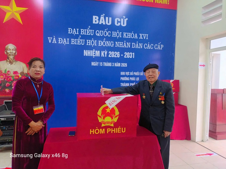 18 khu vực bỏ phiếu phường Phúc Lợi tổ chức Lễ khai mạc bầu cử đại biểu Quốc hội khóa XVI và đại biểu HĐND các cấp nhiệm kỳ 2026-2031- Ảnh 4.