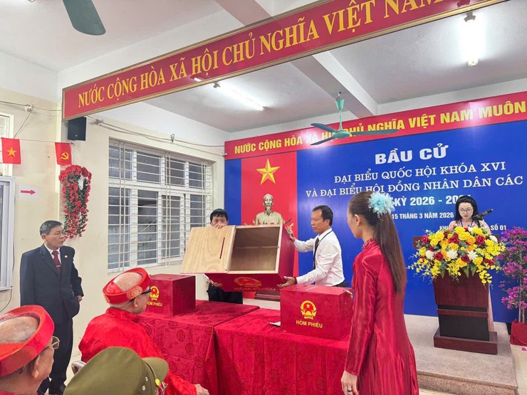 18 khu vực bỏ phiếu phường Phúc Lợi tổ chức Lễ khai mạc bầu cử đại biểu Quốc hội khóa XVI và đại biểu HĐND các cấp nhiệm kỳ 2026-2031- Ảnh 12.