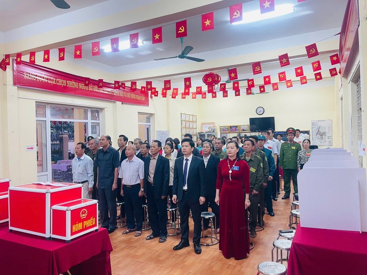 Hơn 50.000 cử tri xã Phúc Thọ nô nức tham gia bầu cử đại biểu Quốc hội khóa XVI và đại biểu Hội đồng nhân dân các cấp nhiệm kỳ 2026–2031- Ảnh 8.