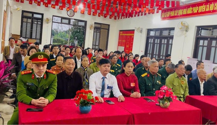 Hơn 50.000 cử tri xã Phúc Thọ nô nức tham gia bầu cử đại biểu Quốc hội khóa XVI và đại biểu Hội đồng nhân dân các cấp nhiệm kỳ 2026–2031- Ảnh 5.