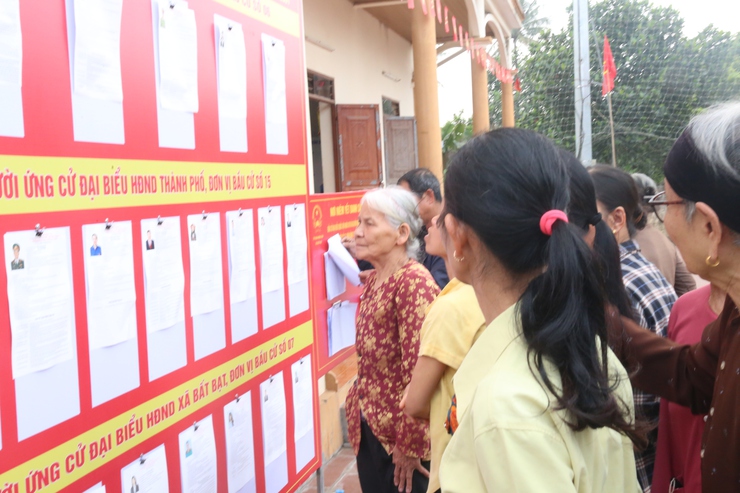 Xã Bất Bạt-TP Hà Nội: Cử tri nô nức đi bầu cử từ sớm- Ảnh 7.