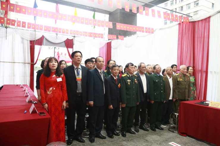 Đồng loạt 22 khu vực bỏ phiếu trên địa bàn phường Dương Nội khai mạc bầu cử- Ảnh 6.