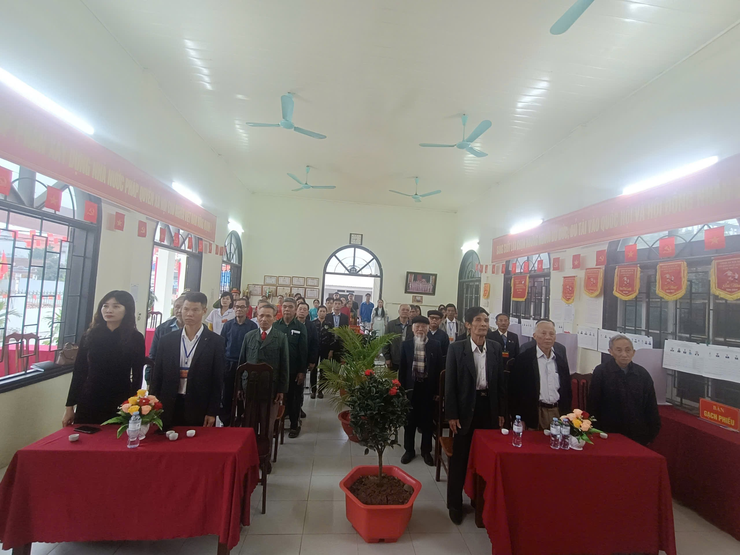 Cử tri Hồng Sơn hăng hái đi Bầu cử Đại biểu quốc hội và HĐND các cấp nhiệm kỳ 2026-2031- Ảnh 2.