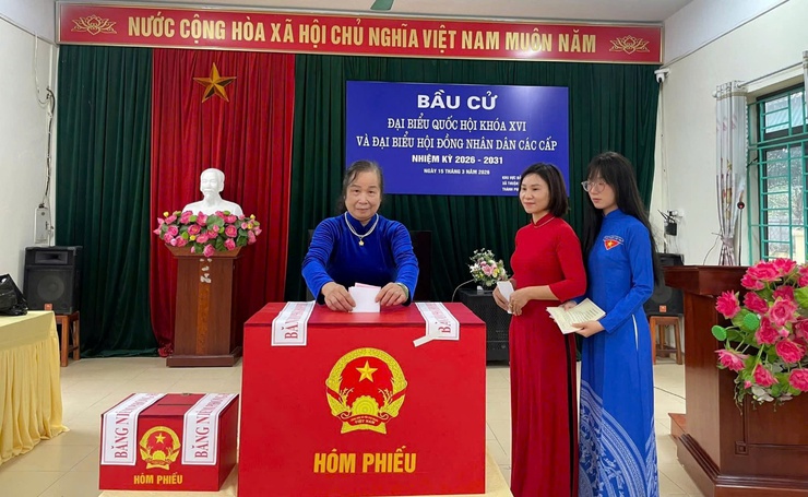 Cử tri Thuận An phấn khởi tham gia bầu cử- Ảnh 16.