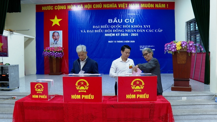 CỬ TRI XÃ ỨNG HÒA PHẤN KHỞI THAM GIA BẦU CỬ- Ảnh 30.