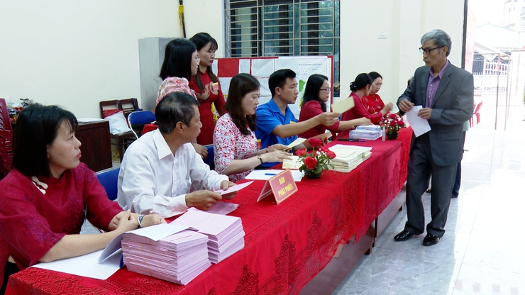 CỬ TRI XÃ ỨNG HÒA PHẤN KHỞI THAM GIA BẦU CỬ- Ảnh 28.