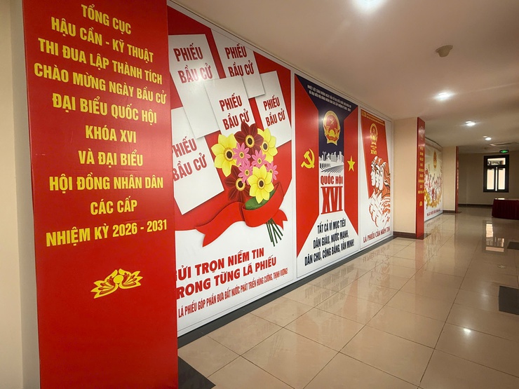 Cử tri phường Ba Đình nô nức, phấn khởi trong Ngày hội lớn của toàn dân- Ảnh 18.