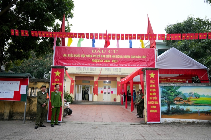 PHƯỜNG SƠN TÂY NÔ NỨC TRONG NGÀY HỘI BẦU CỬ- Ảnh 19.