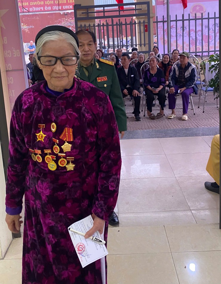 XÃ NỘI BÀI TƯNG BỪNG KHAI MẠC NGÀY HỘI BẦU CỬ- Ảnh 7.