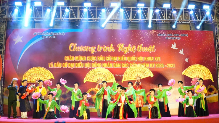 Xã Phượng Dực tổ chức chương trình nghệ thuật chào mừng cuộc bầu cử đại biểu Quốc hội và HĐND các cấp- Ảnh 4.