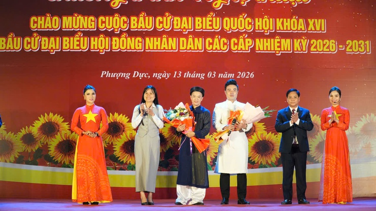 Xã Phượng Dực tổ chức chương trình nghệ thuật chào mừng cuộc bầu cử đại biểu Quốc hội và HĐND các cấp- Ảnh 1.