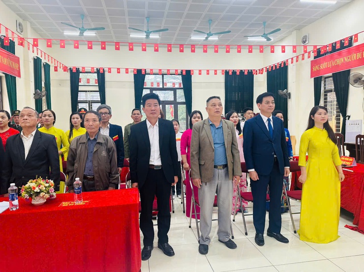 Xã Bất Bạt-TP Hà Nội: Cử tri nô nức đi bầu cử từ sớm- Ảnh 2.