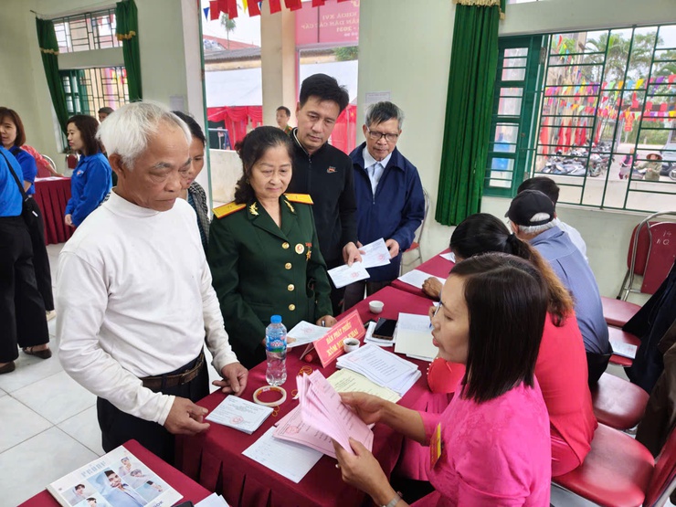 Khu vực bỏ phiếu số 6 – thôn Nam Quất: Khai mạc trọng thể cuộc bầu cử Đại biểu Quốc hội khóa XVI và đại biểu HĐND các cấp, nhiệm kỳ 2026 – 2031.- Ảnh 16.