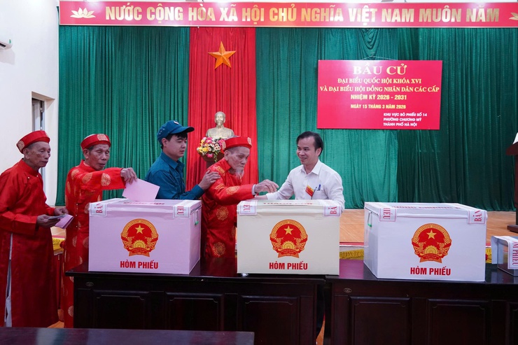 Cử tri phường Chương Mỹ tích cực đi bỏ phiếu bầu cử đại biểu Quốc hội khóa XVI và đại biểu HĐND các cấp, nhiệm kỳ 2026 - 2031- Ảnh 5.