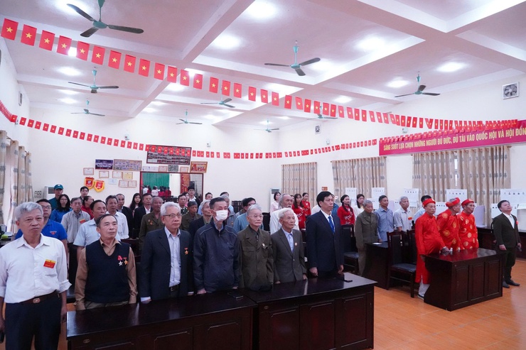 Cử tri phường Chương Mỹ tích cực đi bỏ phiếu bầu cử đại biểu Quốc hội khóa XVI và đại biểu HĐND các cấp, nhiệm kỳ 2026 - 2031- Ảnh 1.