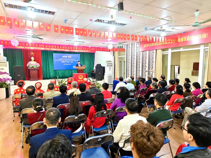 Trực tiếp: Không khí ngày hội toàn dân đi bỏ phiếu tại các điểm bầu cử trên địa bàn phường Từ Liêm- Ảnh 14.