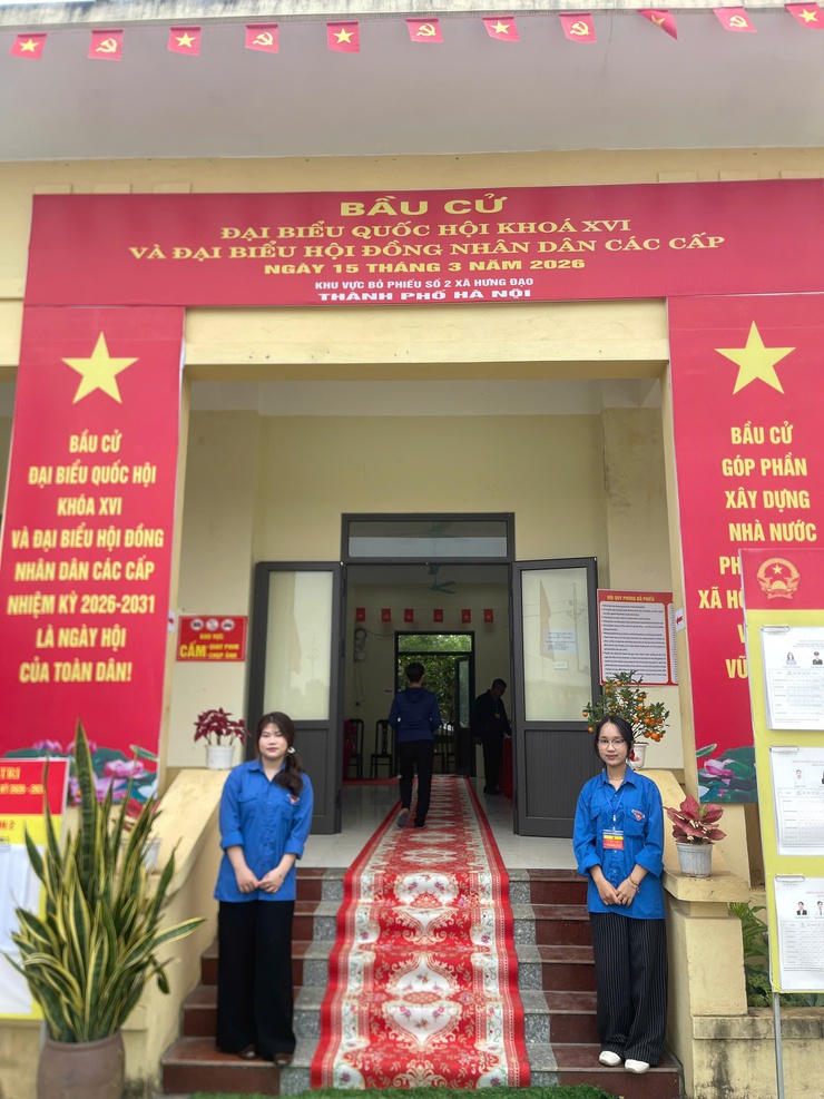 ĐOÀN VIÊN, THANH NIÊN XÃ HƯNG ĐẠO TÍCH CỰC HỖ TRỢ TẠI CÁC ĐIỂM BỎ PHIẾU- Ảnh 3.