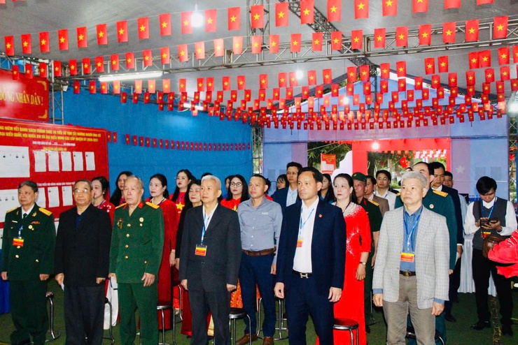 Xã Bình Minh: 46 khu vực bỏ phiếu đồng loạt khai mạc lúc 7 h- Ảnh 2.