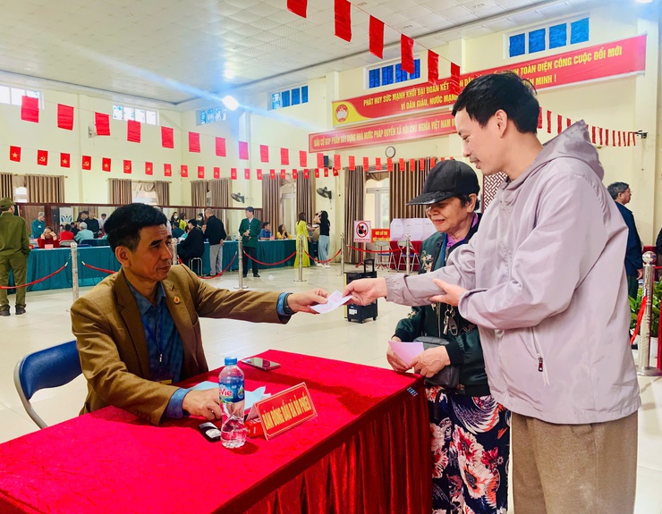 Mỹ Đức: 99,67% cử tri đi bầu cử trong ngày hội lớn- Ảnh 9.