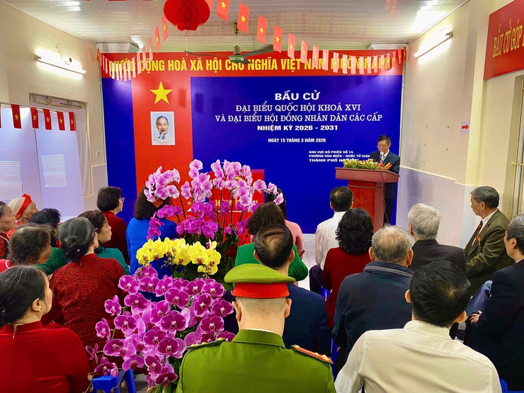 PHƯỜNG VĂN MIẾU – QUỐC TỬ GIÁM TỔ CHỨC LỄ KHAI MẠC CUỘC BẦU CỬ ĐẠI BIỂU QUỐC HỘI KHÓA XVI VÀ ĐẠI BIỂU HĐND CÁC CẤP NHIỆM KỲ 2026 – 2031 TẠI CÁC KHU VỰC BỎ PHIẾU- Ảnh 7.