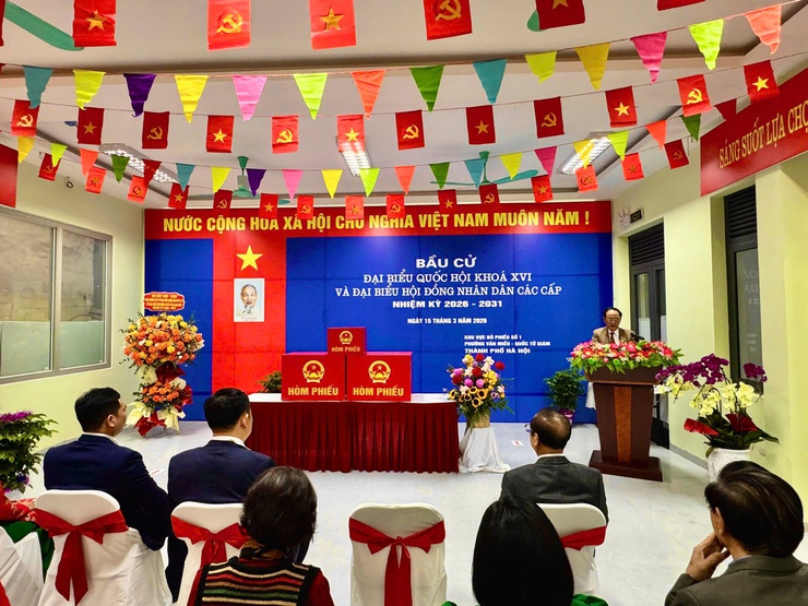 CÔNG BỐ KẾT QUẢ BẦU CỬ ĐẠI BIỂU HỘI ĐỒNG NHÂN DÂN PHƯỜNG VĂN MIẾU - QUỐC TỬ GIÁM KHÓA II, NHIỆM KỲ 2026 – 2031- Ảnh 1.