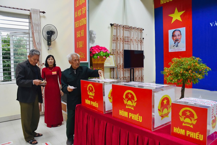 CỬ TRI XÃ ỨNG HÒA PHẤN KHỞI THAM GIA BẦU CỬ- Ảnh 49.