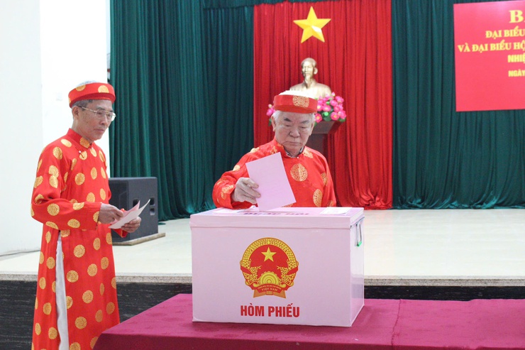 Cử tri phường Chương Mỹ tích cực đi bỏ phiếu bầu cử đại biểu Quốc hội khóa XVI và đại biểu HĐND các cấp, nhiệm kỳ 2026 - 2031- Ảnh 6.