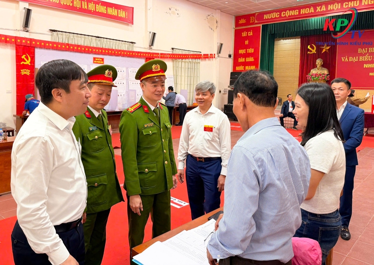 Cử tri xã Kiều Phú tích cực đi bỏ phiếu, tiến độ bầu cử diễn ra đúng quy định- Ảnh 1.