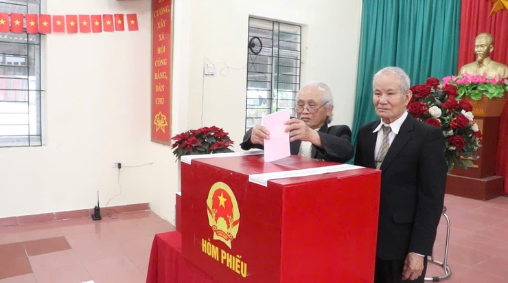 xã Phù Đổng rộn ràng Ngày hội bầu cử- Ảnh 5.