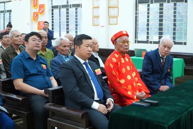 KHÔNG KHÍ KHAI MẠC BẦU CỬ ĐẠI BIỂU QUỐC HỘI KHÓA XVI VÀ ĐẠI BIỂU HĐND CÁC CẤP NHIỆM KỲ 2026 – 2031 TẠI CÁC KHU VỰC BỎ PHIẾU TRÊN ĐỊA BÀN XÃ DÂN HÒA- Ảnh 3.