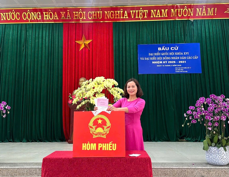 KHÔNG KHÍ KHAI MẠC BẦU CỬ ĐẠI BIỂU QUỐC HỘI KHÓA XVI VÀ ĐẠI BIỂU HĐND CÁC CẤP NHIỆM KỲ 2026 – 2031 TẠI CÁC KHU VỰC BỎ PHIẾU TRÊN ĐỊA BÀN XÃ DÂN HÒA- Ảnh 15.