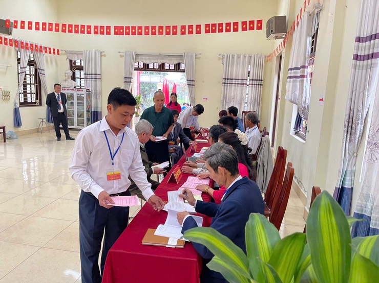 Đồng chí Nguyễn Khánh Bình, Bí thư Đảng uỷ, Chủ tịch HĐND xã dự Khai mạc cuộc bầu cử đại biểu Quốc hội khóa XVI và đại biểu HĐND các cấp nhiệm kỳ 2026 - 2031 - Ảnh 2.