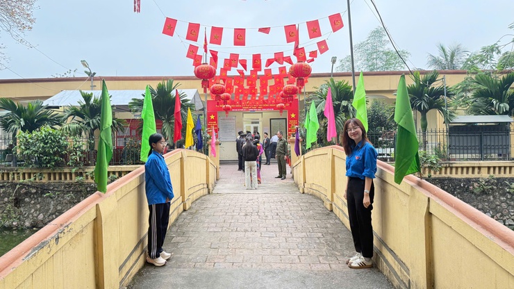 Những hình ảnh đẹp của phường Đông Ngạc trong Ngày hội toàn dân đi bầu cử- Ảnh 4.