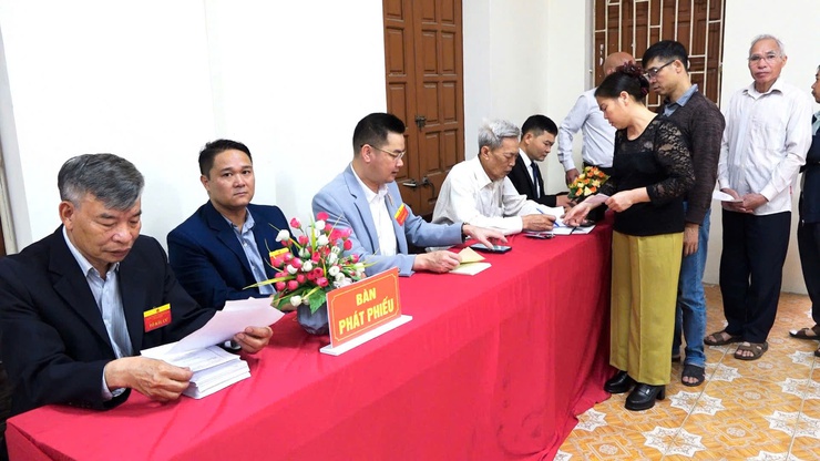 TÍNH ĐẾN 14 GIỜ 30 PHÚT CHIỀU 15/3 
XÃ DÂN HOÀ TỶ LỆ CỬ TRI ĐI BẦU CỬ ĐẠT TRÊN 94%- Ảnh 9.