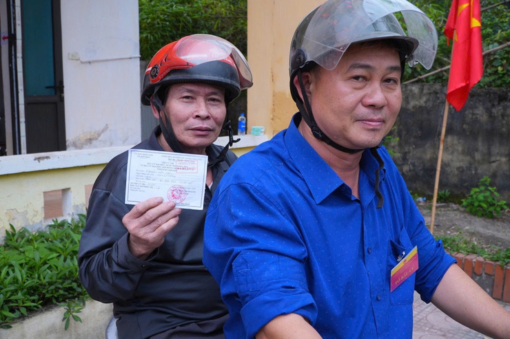 TÍNH ĐẾN 14 GIỜ 30 PHÚT CHIỀU 15/3 
XÃ DÂN HOÀ TỶ LỆ CỬ TRI ĐI BẦU CỬ ĐẠT TRÊN 94%- Ảnh 11.