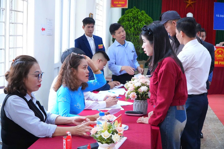 TÍNH ĐẾN 14 GIỜ 30 PHÚT CHIỀU 15/3 
XÃ DÂN HOÀ TỶ LỆ CỬ TRI ĐI BẦU CỬ ĐẠT TRÊN 94%- Ảnh 1.